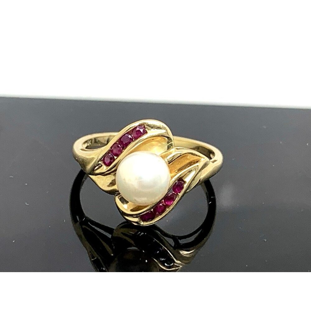 Pearl Red Gemstone Cocktail Ring 10k Yellow Gold Estate Jewelry Women's Size 7